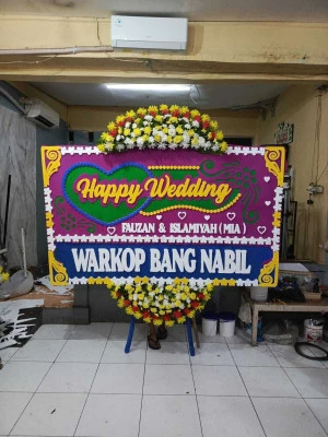 Papan Bunga di Campuranom Bansari