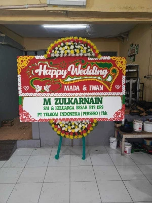 Papan Bunga di Campuranom Bansari